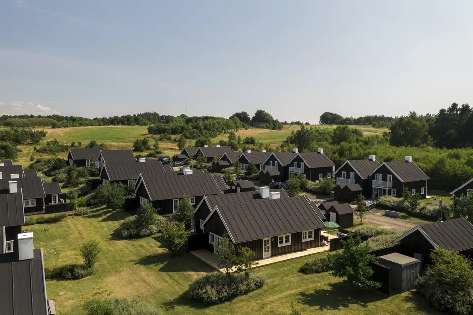 Aktiv familieferie p� Landal GreenParks &mdash; outdoor, natur og badeland p� samme ophold